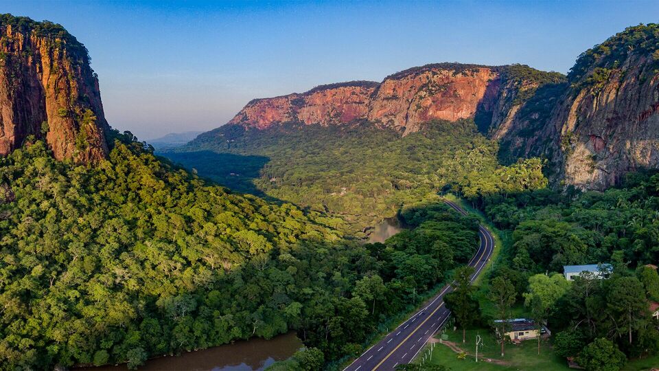 Estrada Parque de Piraputanga - Rota do Turismo